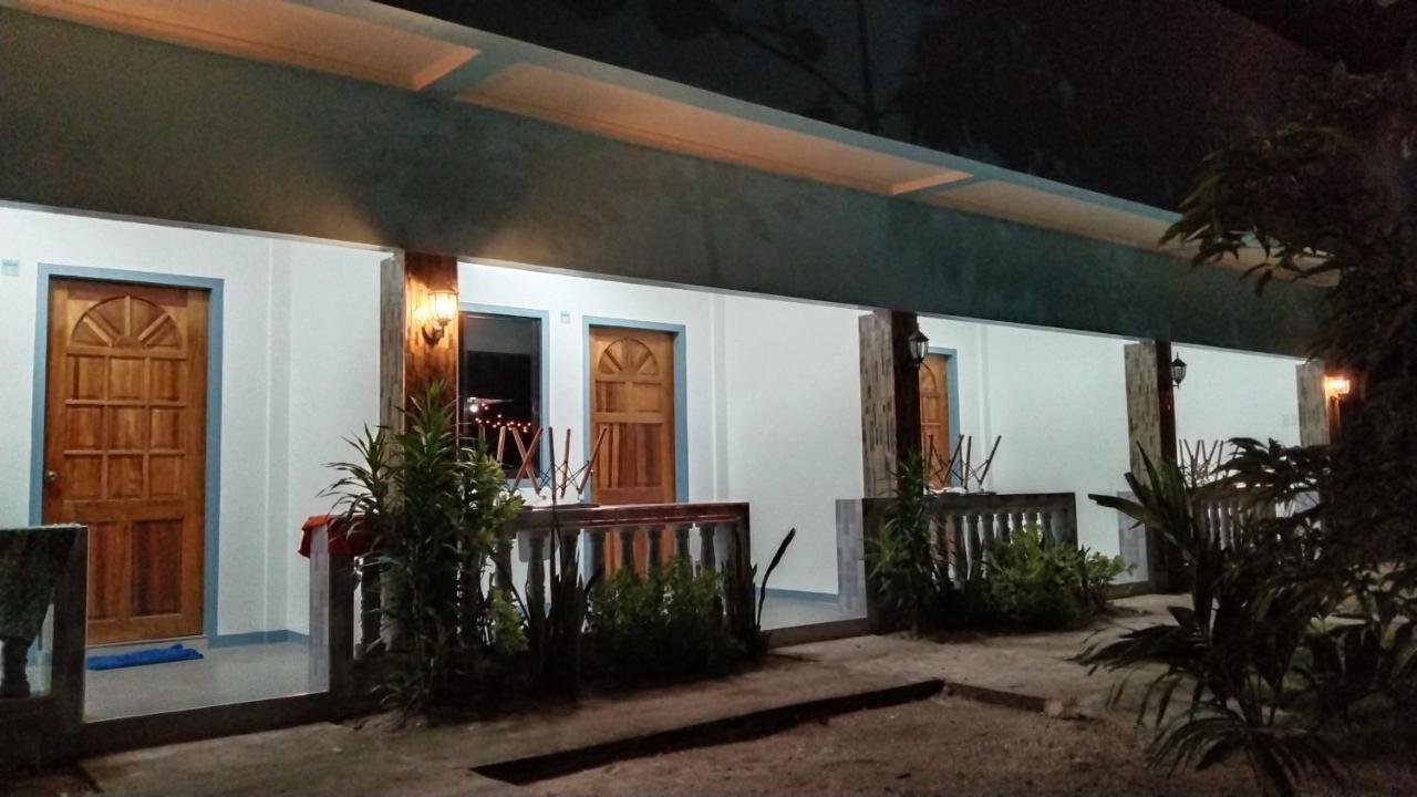 Elen Inn - Malapascua Island Fan Room #2 Экстерьер фото
