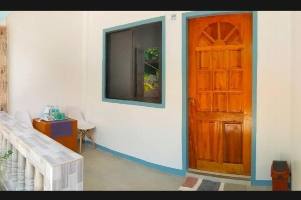 Elen Inn - Malapascua Island Fan Room #2 Экстерьер фото